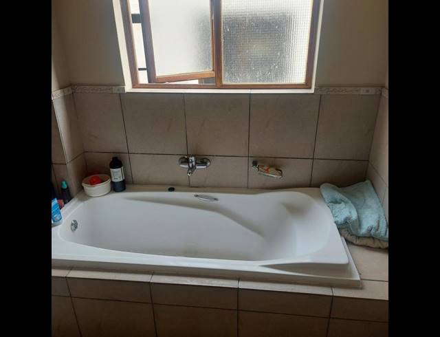 2 BEDROOM PROPERTY TO RENT IN VORNA VALLEY